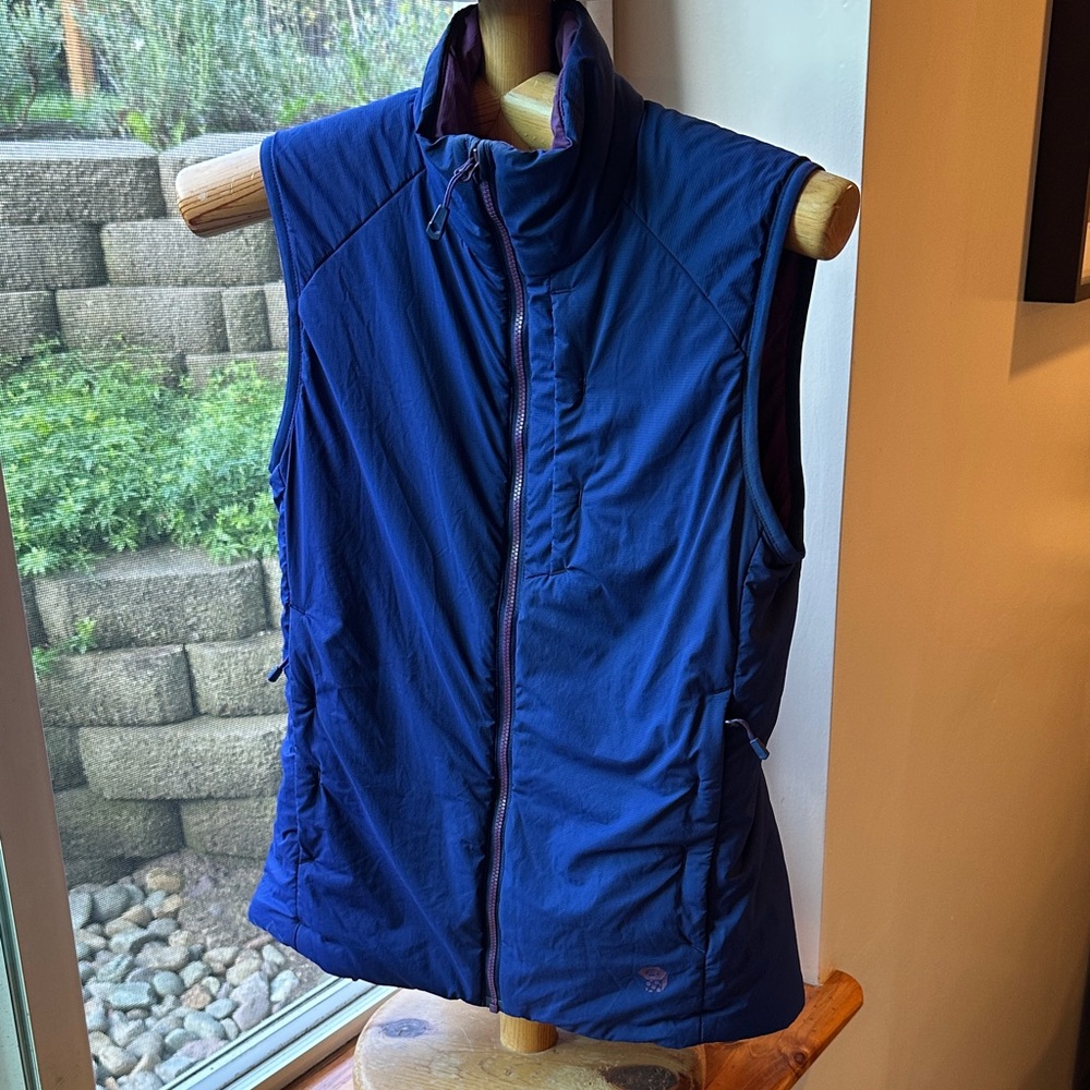 Mountain Hardwear Women’s  Navy Vest